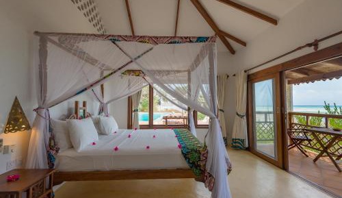 Deluxe Double Room with Balcony and Sea View