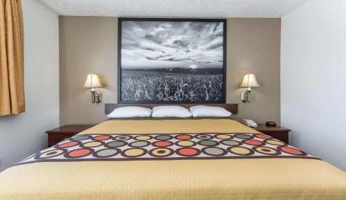 King Room - Mobility Access/Non-Smoking