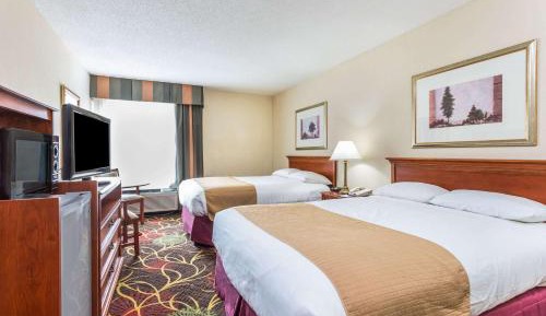 Double Room with Two Double Beds - Non-Smoking