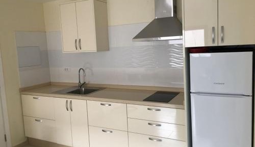 Side View Apartment without Balcony