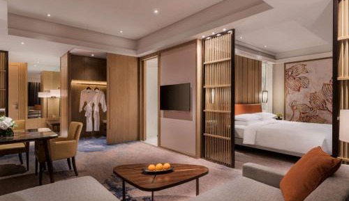 Deluxe King Room - Club Access