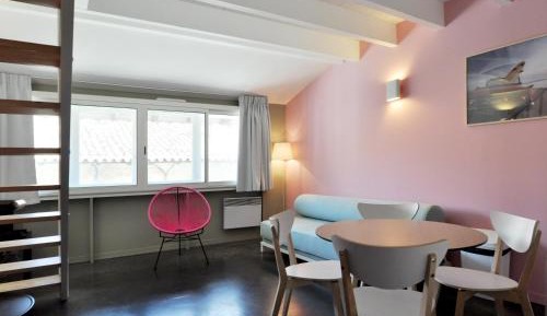 Large Duplex Apartment