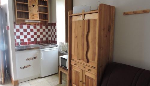 One-Bedroom House