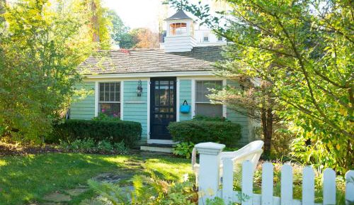 Infatuation Cottage with Garden View