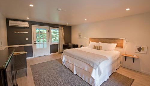 Cove King Second Floor