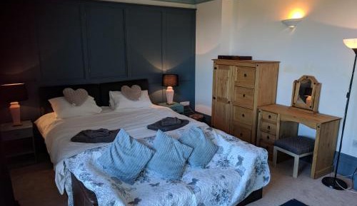 Double Room with Private External Bathroom