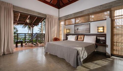 Double Room with Balcony and Sea View