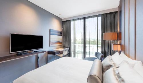 Petrie Room with Balcony 