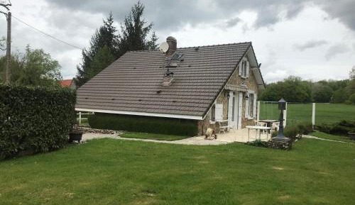 Cottage (7 Adults)
