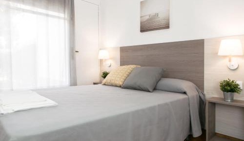 One-Bedroom Apartment (2 - 4 Adults)