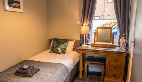 Single Room with Private Bathroom