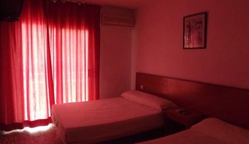 Quadruple Room (4 Adults)