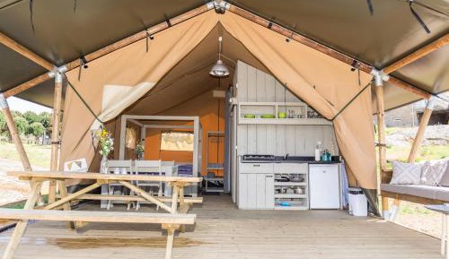 Tent