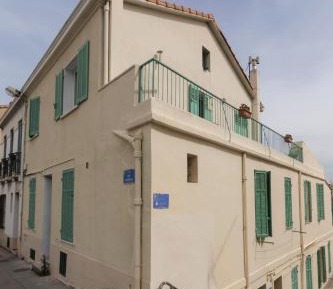 Studio with Terrace