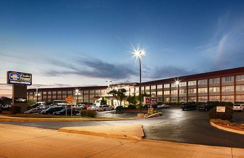 Hillside Hotel | Best Western Plus Chicago Hillside