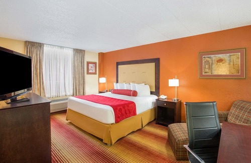Kearney Hotel | Ramada by Wyndham Kearney