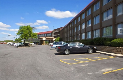 Hillside Hotel | Best Western Plus Chicago Hillside