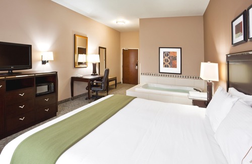 Van Wert Hotel | Holiday Inn Express Hotel & Suites Van Wert, an Ihg Hotel