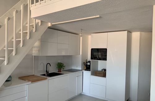 Villeneuve-de-la-Raho Apartment | Canigou view loft