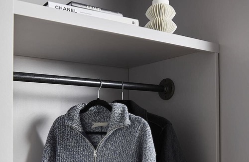 Bowery Apartment | Kasa Lantern LES | Dazzling King Studio + NYC