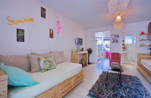 St Gilles-les-Bains House | Kaz Loukina, 2min from Roches Noires beach