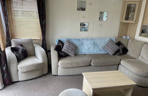 Paignton House | Bay Escapes - Fantastic 2 Bedroom Holiday Home in Paignton, Devon