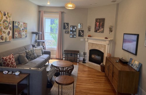 Mapleton Hill House | Remodeled Home In Historic Boulder. Live on Mapleton Hill - Stroll to Pearl St!