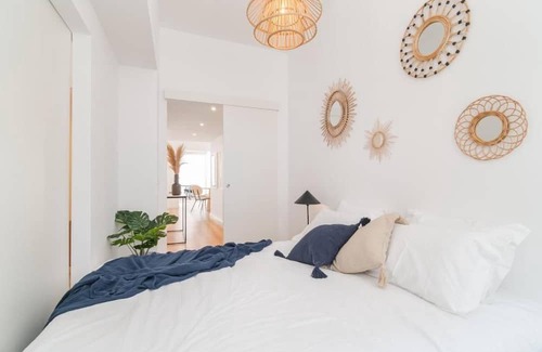 Santo Amaro Apartment | Casa Boma Lisboa-Architect Apt with Private Terrace-Alcantara III