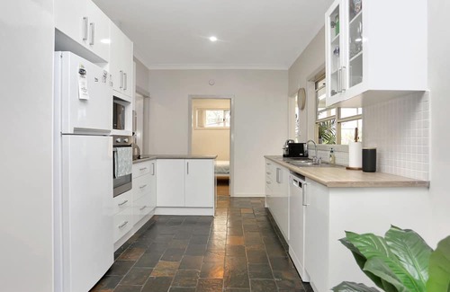 Hawks Nest House | Seaside Sanctuary - located in the Magic Square of Hawks Nest