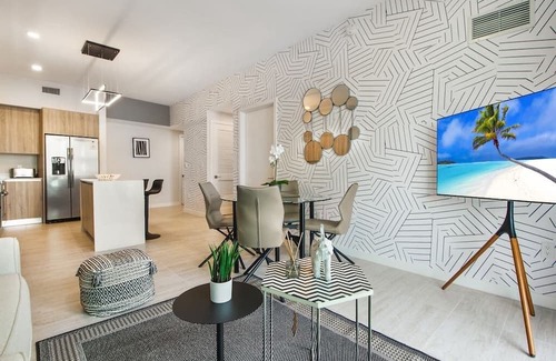 Northeast Miami Condo | Brandnew unit Miami Design District pool & parking