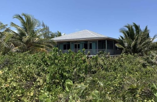 Deadmans Cay House | Secluded oceanfront property with private beach