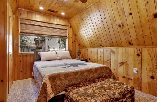Fawnskin Cabin | 2164-fawnskin Tree House 3 Bedroom Home by Redawning