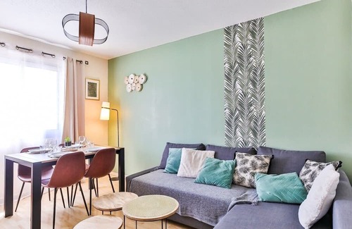 Les Sables d'Olonne Apartment | Cozy apartment, ideally located in the city center