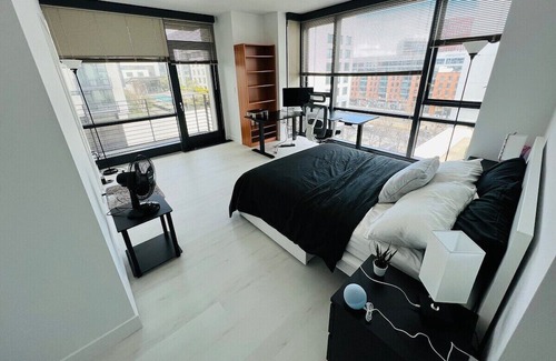 China Basin Condo | Gorgeous 2 Bed/2 Bath in hip & central location Near Ballpark and waterfront