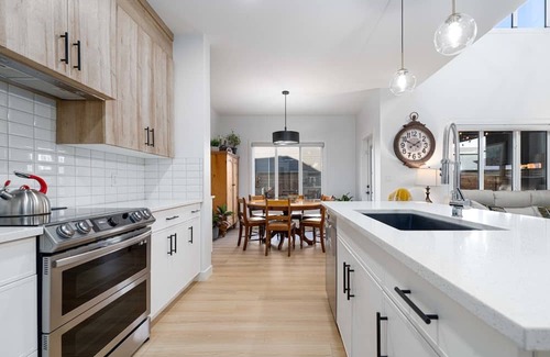 St. Albert House | Beautiful and energy-efficient family home in St Albert