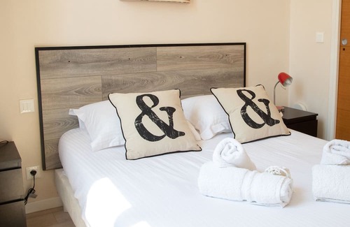 Antibes Old Town Apartment | charming 2-room apartment in the heart of Antibes