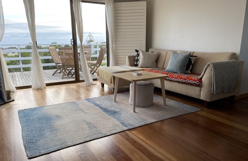 Kilcunda House | Kilcunda surf-beach, ocean-views two-storey beach shack on the Bluff
