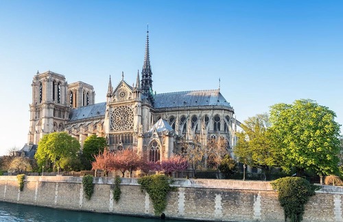 Quartier de la Monnaie Apartment | Urban Flat 140 - Beautiful Flat near Saint-Germain des Pres