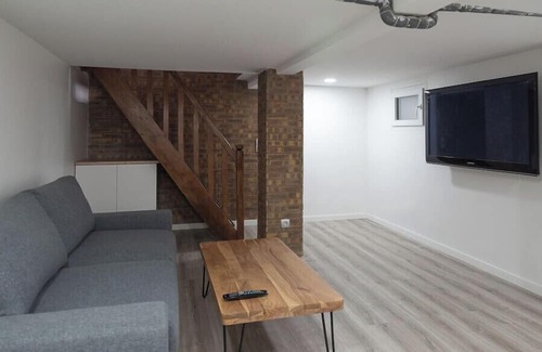 Epinettes Apartment | Spacious and comfortable apartment in Paris 17th.