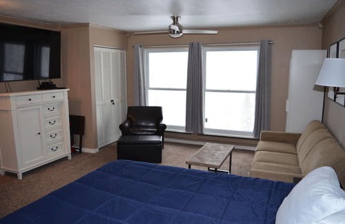 Brian Head House | Ski In/Ski Out Studio - Perfect Get Away