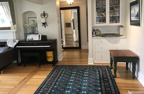 Fairview House | Best Location in kits