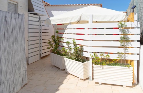 Procida Bed & Breakfast | OPEN SPACE PROCIDA 5 minutes from the beaches