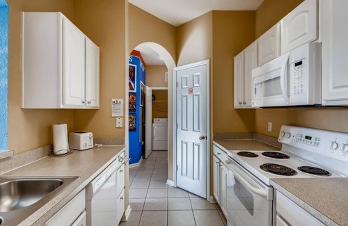 Windsor Hills Condo | C7671-402/Windsor Hills Resort/2Bedrm Themed Condo