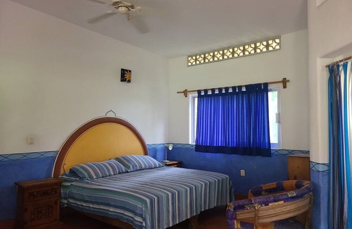 La Manzanilla Apartment | Jardines Tropicales - 3 blocks from the beach