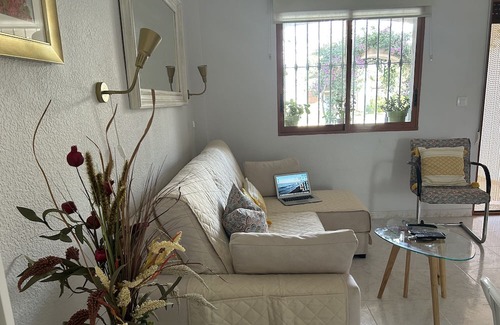 Denia Apartment | Apartment El Patio tus vacaciones en Denia with Pool, Wi-Fi, A/C, Terrace & Garden
