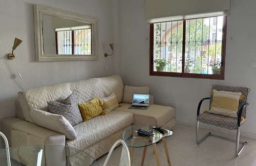 Denia Apartment | Apartment El Patio tus vacaciones en Denia with Pool, Wi-Fi, A/C, Terrace & Garden