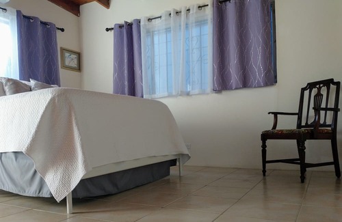 Nueva Ensenada House | Modern renovations. Fast Wi-fi. Beach, food, nightlife & market access w/in 3 km