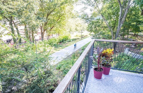 Reynoldstown House | Beltline Bella Vista- Atlanta Beltline Eastside Trail