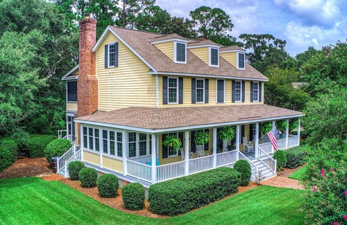 Murrells Inlet House | Two-Bedroom Cottage Located within the Historic Wachesaw Plantation
