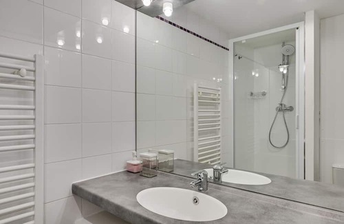 7th Arrondissement Apartment | DIFY Splendide - Jean Macé